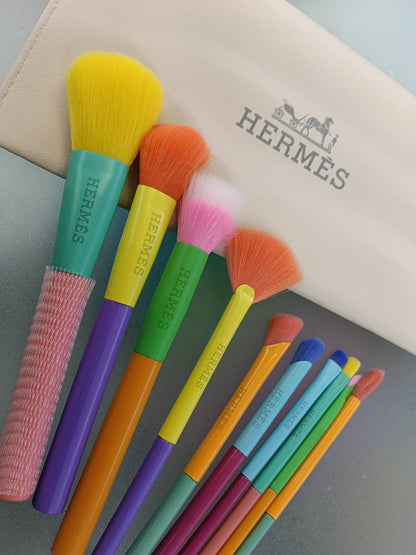 HERMES BRUSH
55 dhs✅

Zain01
♥️♥️♥️