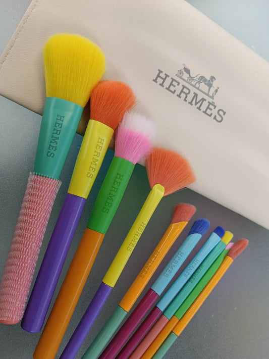 HERMES BRUSH
55 dhs✅

Zain01
♥️♥️♥️