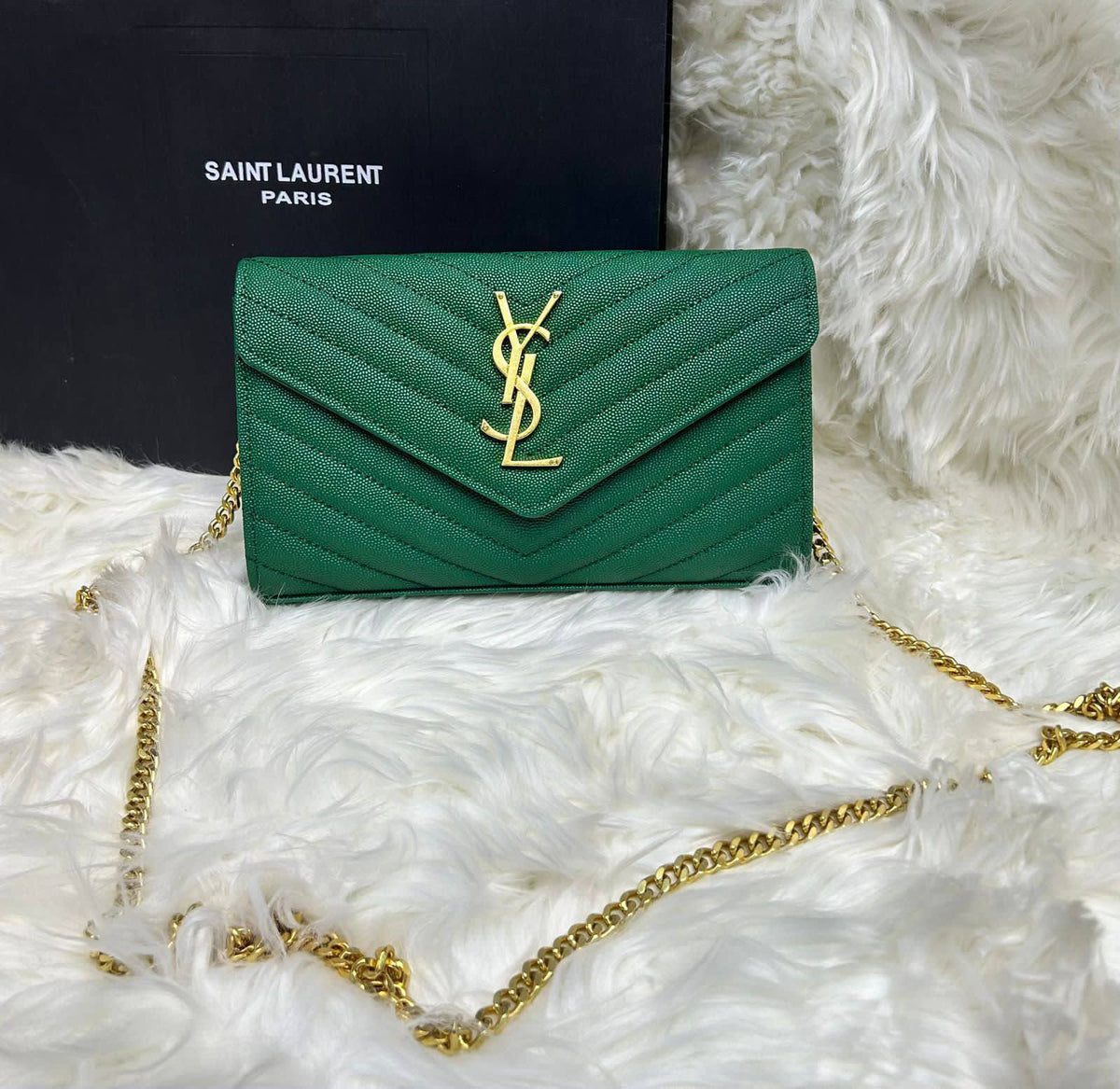 Ysl

190 dhs🇦🇪🇦🇪

Zain153
♥️♥️♥️