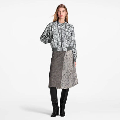 LV
Women’s Reversible Jacket
Master Quality 
SML
420 dhs💓

Zain276
♥️♥️♥️