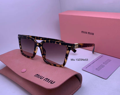 Miu Miu
70 dhs✅

Zain126
♥️♥️♥️