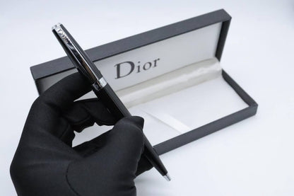 Pen Price 

55 dhs🪙🌨️ 

With Box
🎁🎁🎁

Zain33
♥️♥️♥️