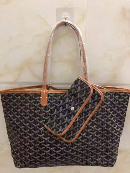 Goyard
85 dhs❤️

Zain143
♥️♥️♥️
