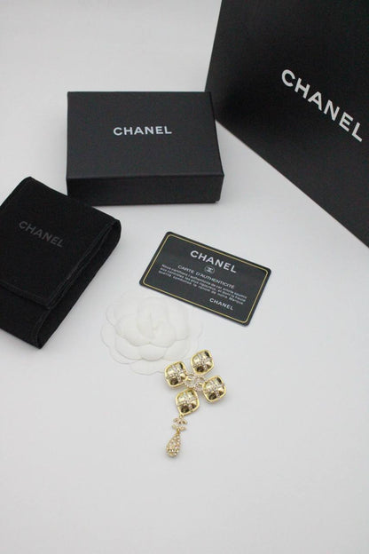 Accessories
60 dhs❤️

Zain122
♥️♥️♥️