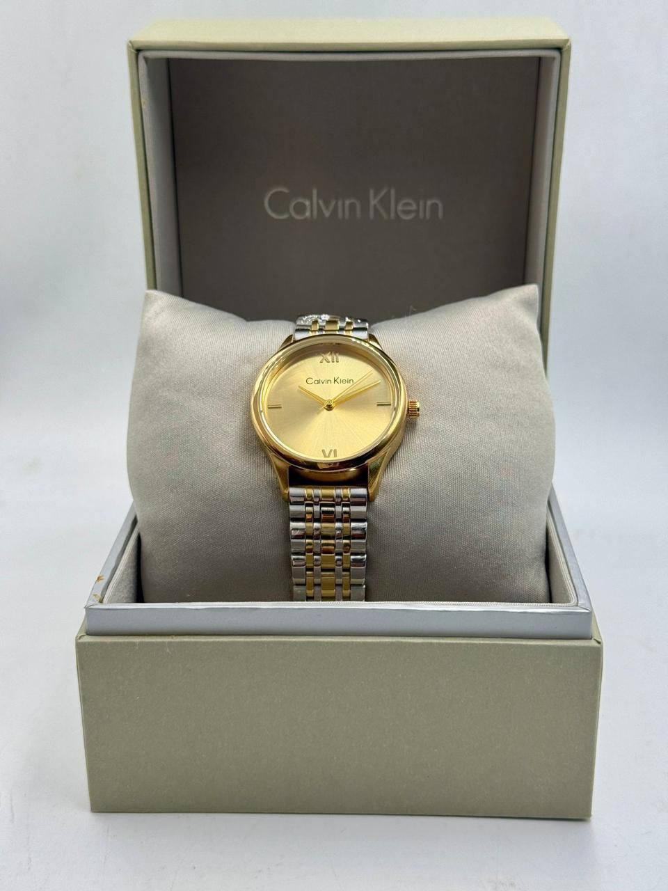 Calvin Klein Ladies 
60 dhs✅

Zain08
♥️♥️♥️