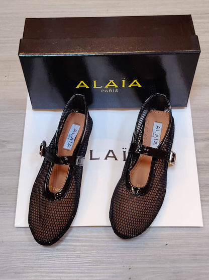 ALAIA  New Arrived 
Size 36 To 41
100 dhs🇦🇪🇦🇪

Zain120
♥️♥️♥️