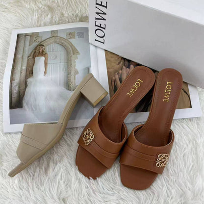 Loewe
60 dhs✅
Size 36-41

Zain232
♥️♥️♥️