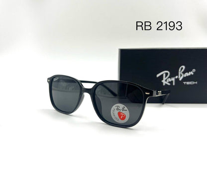 RayBan 
Sunglasses 🕶️ 
Good Quality 💯 
Master box 🗃️ 
50 dhs❣️

Zain273
♥️♥️♥️