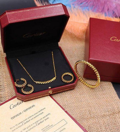 CARTIER FULL SET❤️‍🔥*
Necklace 💥
Earring 🦋
Bangle ✨
Ring 💍 available size👇
6,7,8,9,10
Master quality 💯
With normal boxes 🗃️ 
180 dhs💓
With master box 📦 
230 dhs💓

Zain216
♥️♥️♥️