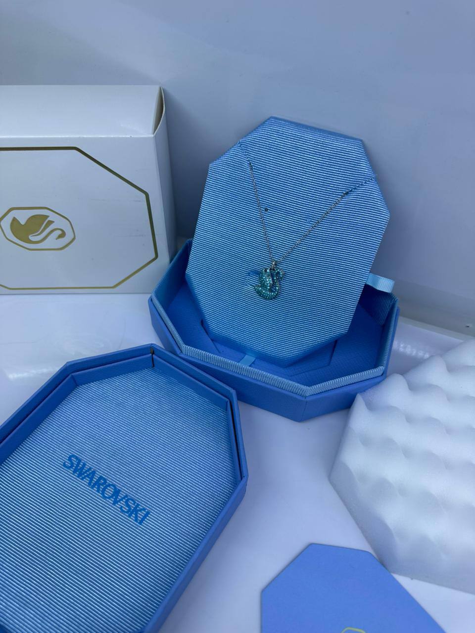 SWAROVSKI 🪿*
Necklace ❣️
Master quality 💯
With normal boxes 🗃️
50 dhs🪙🌨️
With master box 📦 
75 dhs🪙🌨️

Zain216
♥️♥️♥️