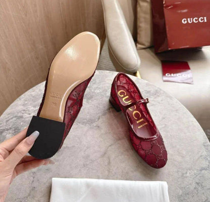 GUCCI 
MASTER Quality  
SIZE 36-41 
230 dhs✅

Zain88
♥️♥️♥️