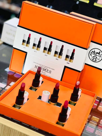 HERMES LIPSTICK SET 

60 dhs🇦🇪🇦🇪

Zain01
♥️♥️♥️