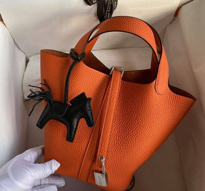 Master Bags ++++
For Price 👇 WTSP Text Zain 0568585901

Zain111
♥️♥️♥️