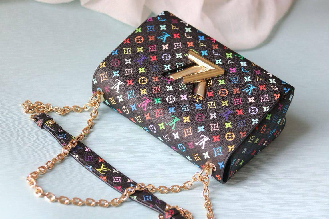 LV
Master
380 dhs✅
Premium quality 

Zain297
♥️♥️♥️