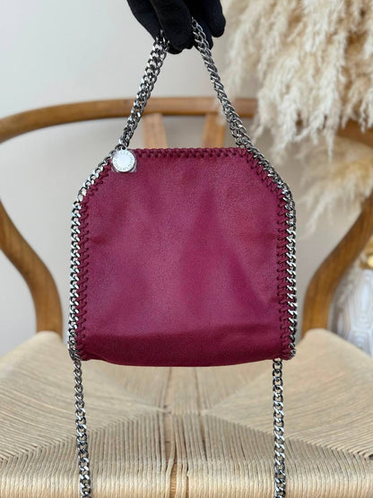 STELLA McCARTENY
18cm
330 dhs🇦🇪🇦🇪
Top quality

Zain167
♥️♥️♥️