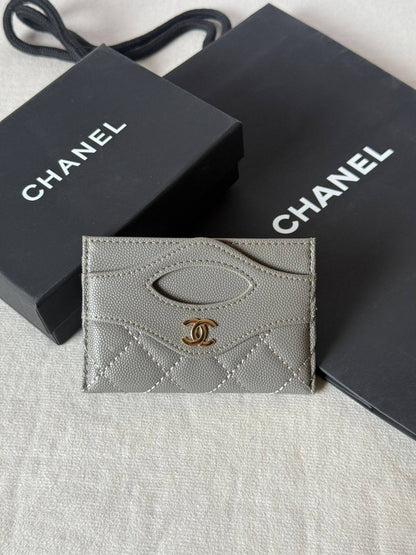 Chanel

Super master

190 dhs🇦🇪🇦🇪

Zain275
♥️♥️♥️