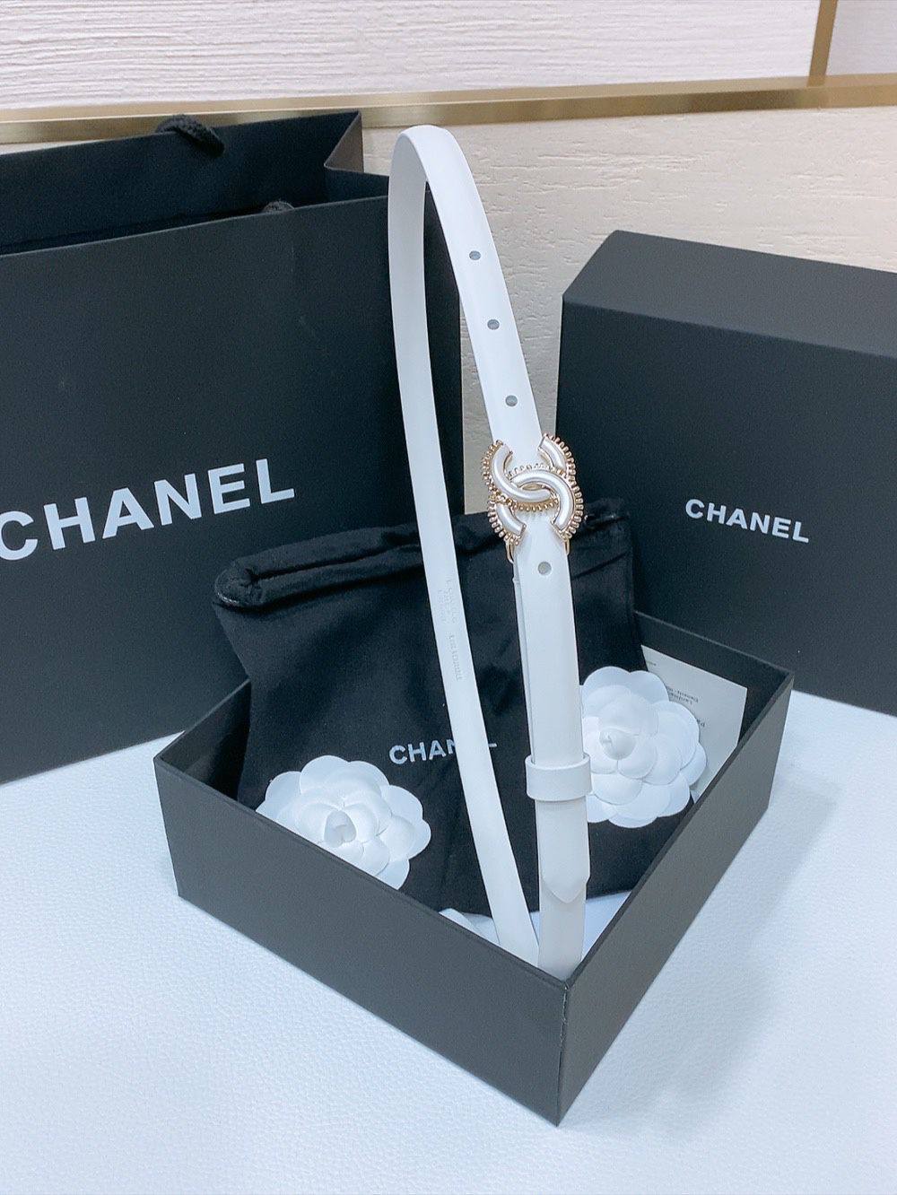 Chanel

Available again

280 dhs🇦🇪🇦🇪

Zain164
♥️♥️♥️