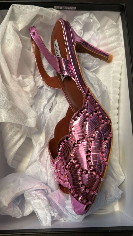 Aquazzura

size 36 to 41
140 dhs✅

Zain146
♥️♥️♥️