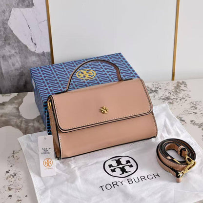 Tory Burch
95 dhs🇦🇪🇦🇪
with box 20cm

Zain26
♥️♥️♥️