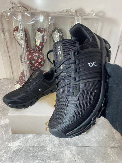 On Running Cloudswift 3 "Black"🖤
36-45 AVAILABLE 🤩
200 dhs🪙🌨️

Zain242
♥️♥️♥️