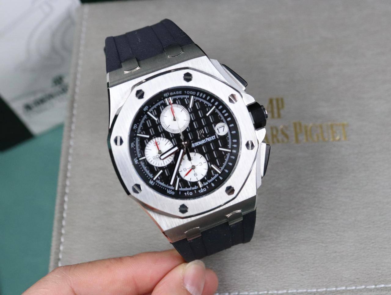 AP
master watch 
240 dhs✅

Zain33
♥️♥️♥️