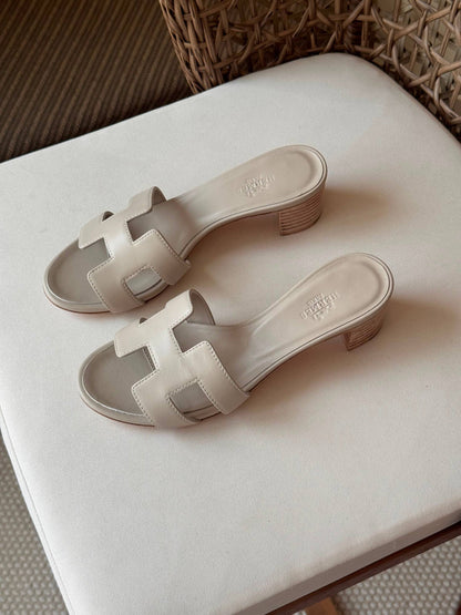 HERMES  
✨ Collection
👠 36–41
💎 Premium Quality
🔥 Super Master
450 dhs✅

Zain198
♥️♥️♥️