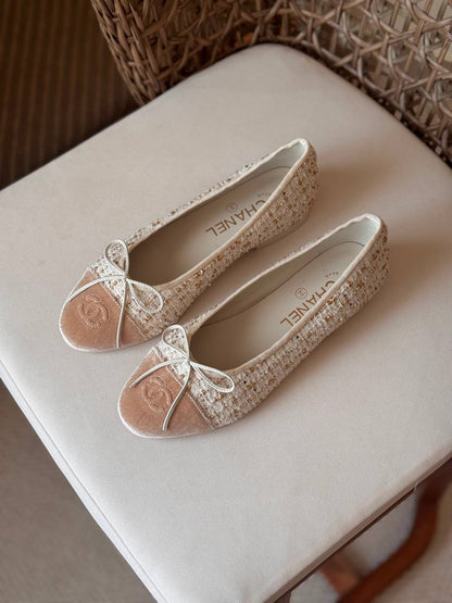 🩶✨ CHANEL ✨🩶
🤩 Available New Arrival 🤩
😍😍 Super Master Quality 😍😍
👠 Size: 36 to 41
💎 Premium Quality
450 dhs✅

Zain198
♥️♥️♥️