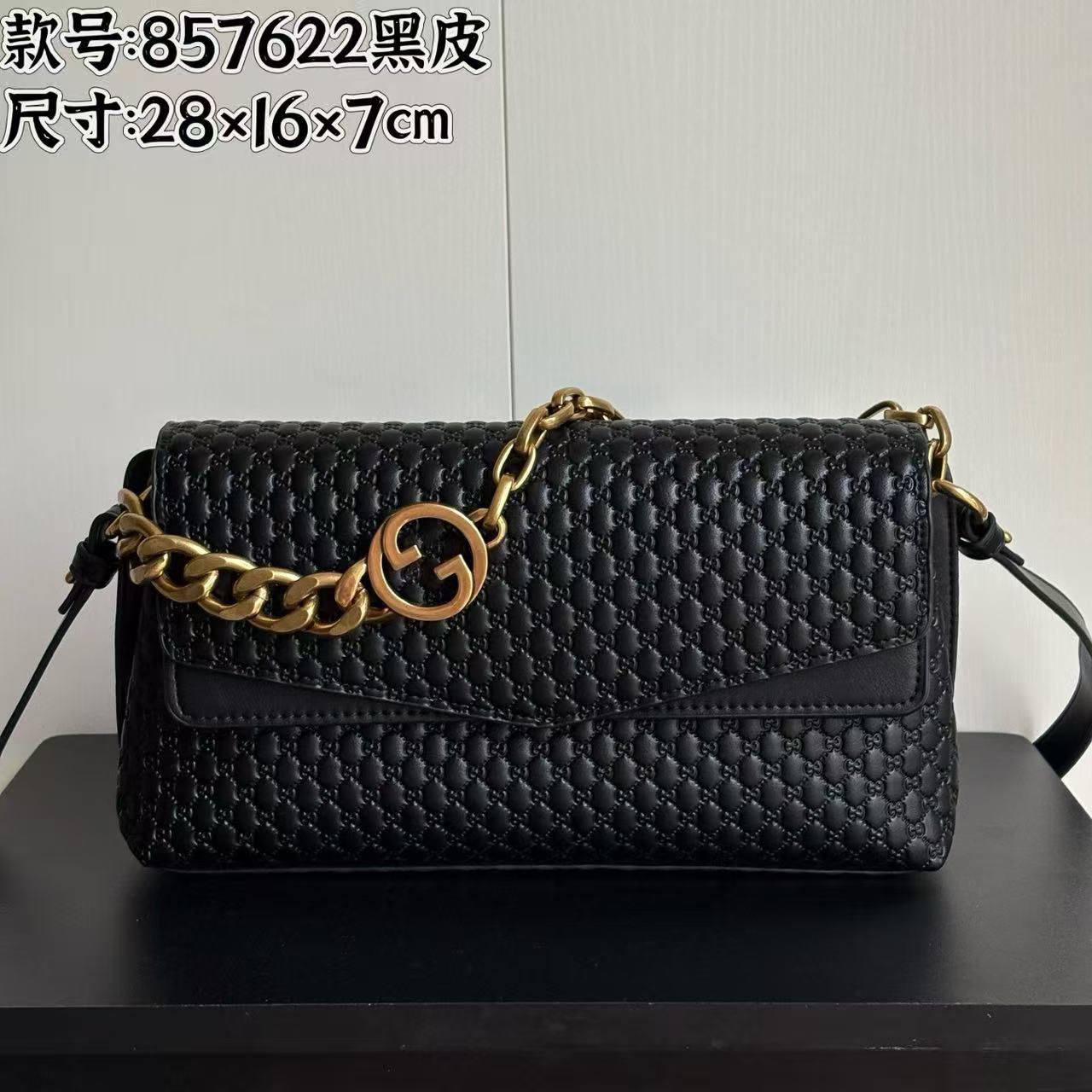 Gucci
Master
280 dhs💓

Zain153
♥️♥️♥️