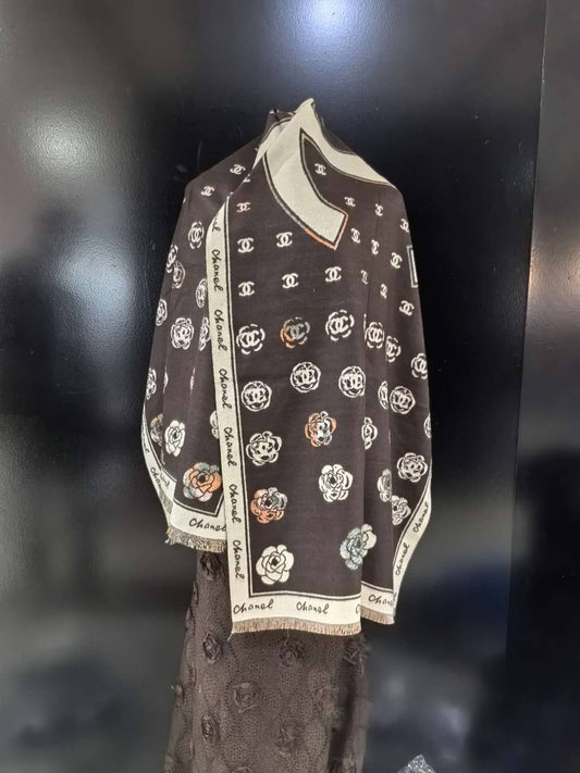 Scarf 

Good quality 

50DHS🇦🇪🇦🇪🇦🇪

Zain295
♥️♥️♥️