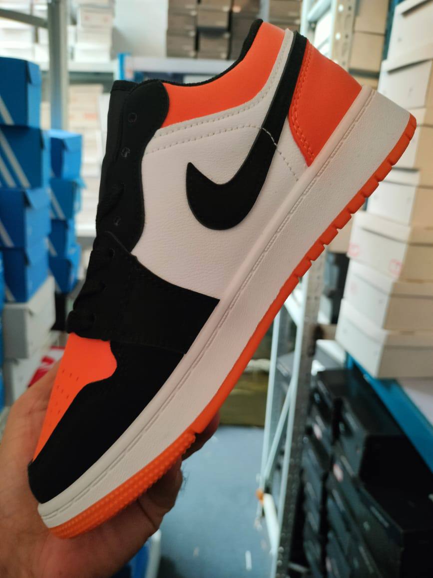 Nike
Size 36 to 45
60 dhs🪙🌨️

Zain05
♥️♥️♥️