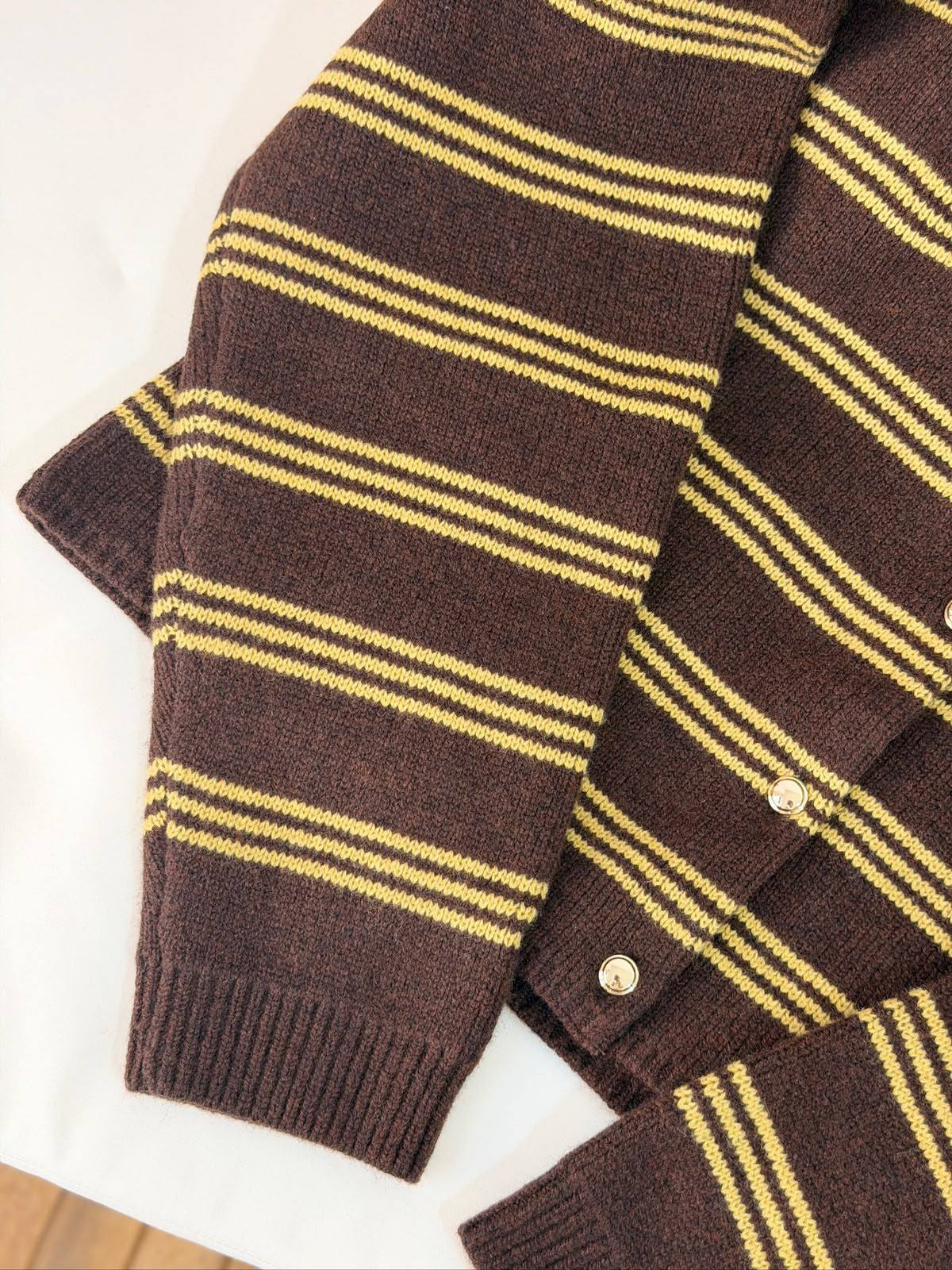 ❤️‍🔥✨MIU MIU NEW ❤️‍🔥✨
    ✨VIP QUALITY ✨
     💯 cashmere 
Size : 36-38-40-42
590 dhs🇦🇪🇦🇪

Zain287
♥️♥️♥️