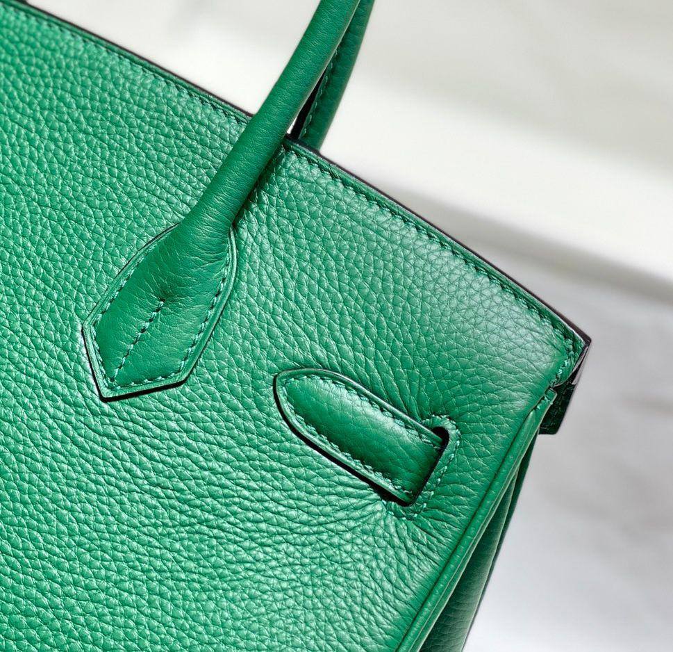 HERMES NEW CAME 
GOOD QUALITY 
100 dhs🇦🇪🇦🇪

Zain295
♥️♥️♥️