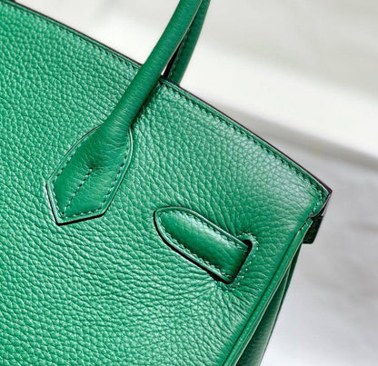 HERMES NEW CAME 
GOOD QUALITY 
100 dhs🇦🇪🇦🇪

Zain295
♥️♥️♥️