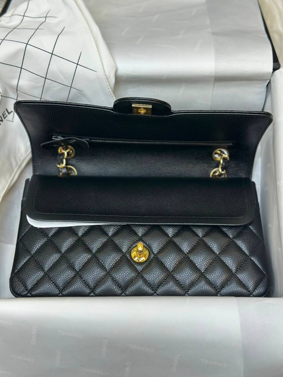 Available ❤️
Chanel New VIP 🥀
Chanel Classic Double Flap Bag in black quilted caviar leather with gold hardware😍
Italian leather 💯💯
For Price 👇 WhatsApp✅
0568585901 
0507557372
0552275751 Owner Zain 👌

Zain71
♥️♥️♥️