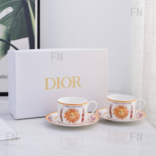 Branded mugs set

130 dhs 
set 4 pc 

with box🎁🎁🎁

Zain205
♥️♥️♥️