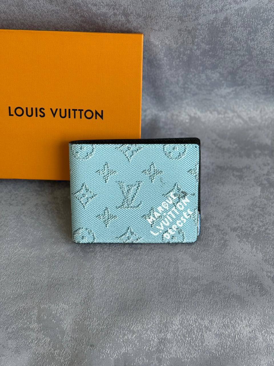 LV
*Men Wallet*
*Master Quality*
230 dhs✅

Zain179
♥️♥️♥️