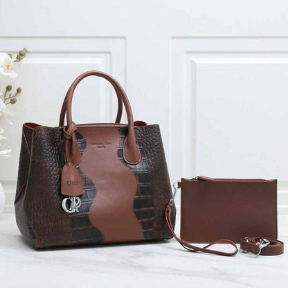 DIOR 
NEW DESIGN 
GOOD QUALITY
 
125 dhs 

Zain39
♥️♥️♥️