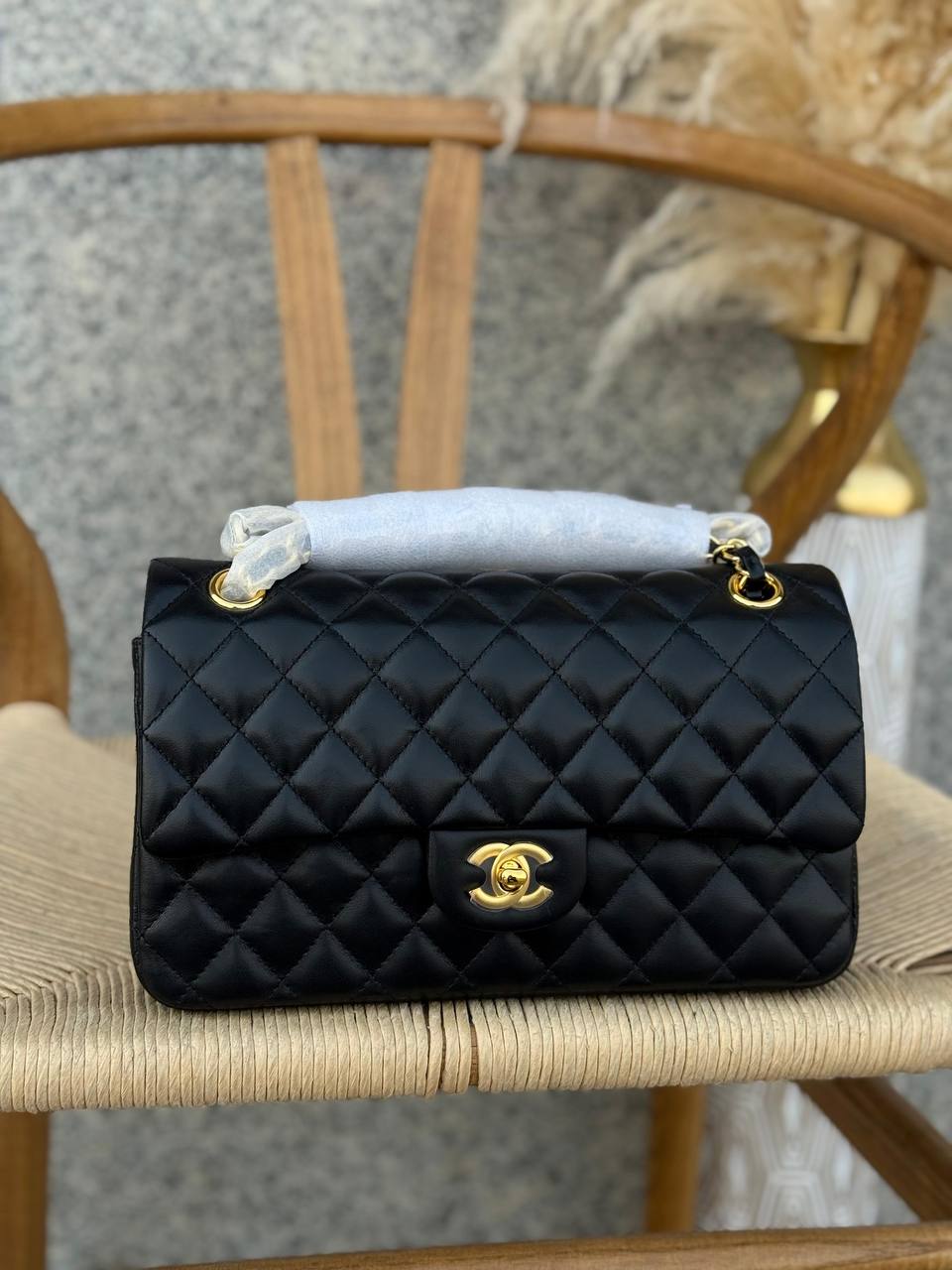 Available Again✨✨✨
CHANEL
25cm
350 dhs🪙🌨️
Top quality 
Full Packing🎁✨✨

Zain167
♥️♥️♥️