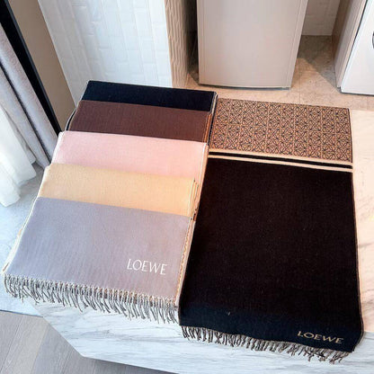 Coming new stock
Winter scarf 
45 dhs🪙🌨️

Zain93
♥️♥️♥️