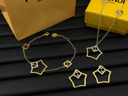 FENDI 💫 Set
    _*Necklace*_📿
   _*Earrings*_💎
   _*BRACELET*_
120 dhs🇦🇪
*WITH  Box* And Paper BAG🎁🛍️

Zain89
♥️♥️♥️