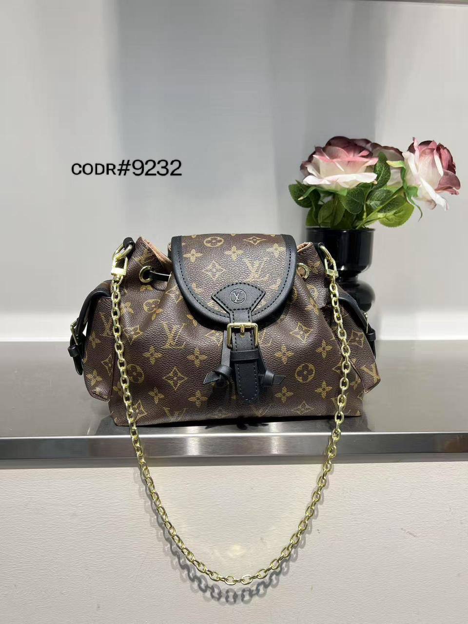 LV
ᴏᴅʏssᴇ́ᴇ ᴍᴏɴᴏɢʀᴀᴍ
ᴄʀᴏssʙᴀɢ ᴇ/ ʟᴏɴɢ sᴛʀᴀᴘ
sɪᴢᴇ : 29 cm

75 dhs🪙💕

Zain31
♥️♥️♥️