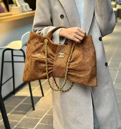 CHANEL 
COPY ONE 
SPECIAL  
OFFERS 
130 dhs✅

Zain39
♥️♥️♥️