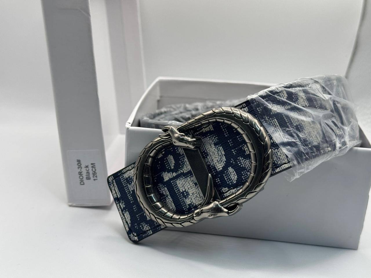 Men belt 
40 dhs✅

Zain93
♥️♥️♥️