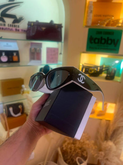 Chanel
65 dhs💛

Zain195
♥️♥️♥️