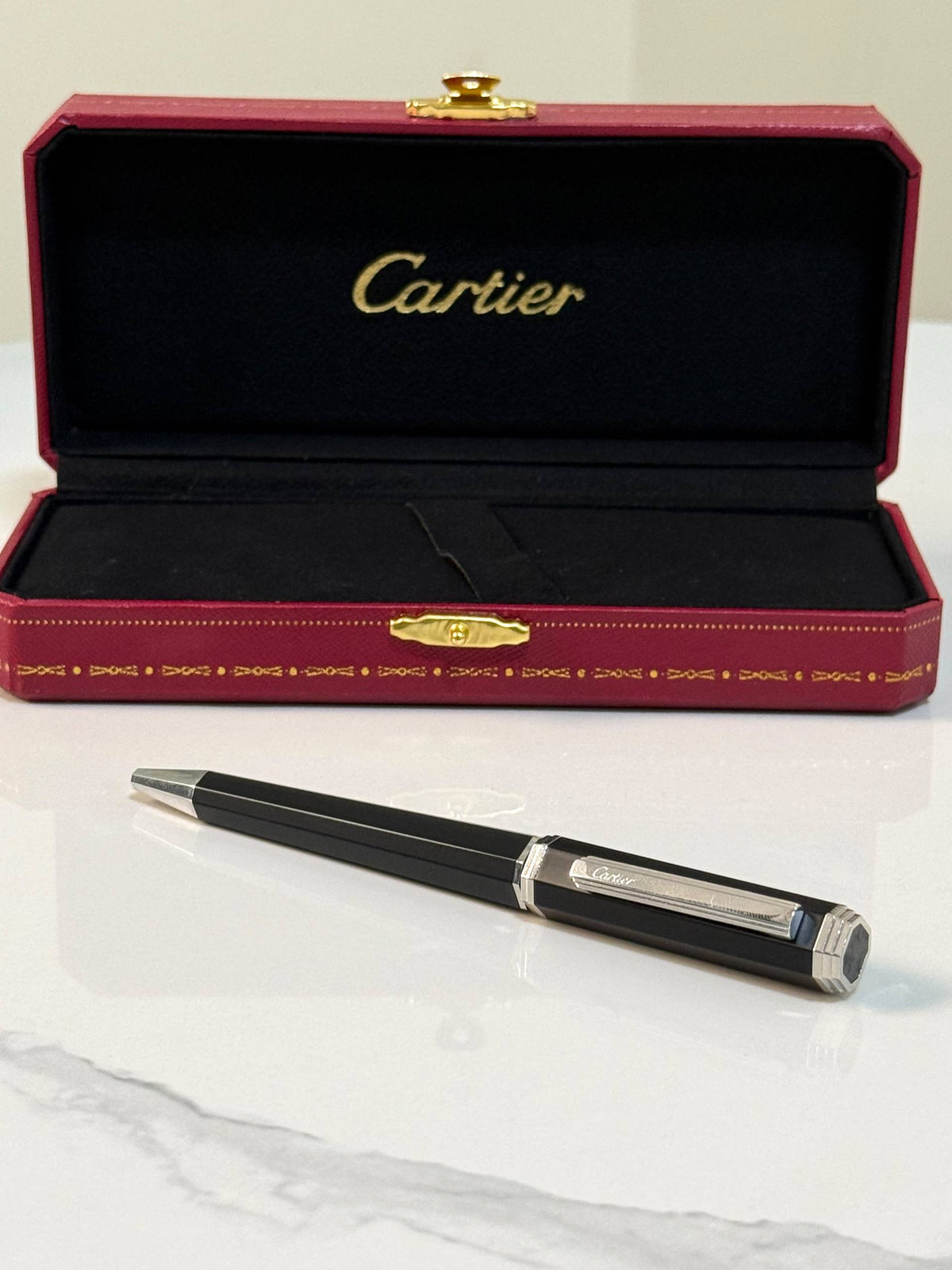CARTIER
VENDÔME LOUIS CARTIER BALLPOINT PEN
Super Master Quality
New available


For Price 👇 WhatsApp✅
0568585901 
0507557372
0552275751 Owner Zain 👌

Zain20
♥️♥️♥️