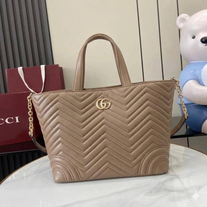 Gucci 

good quality 
100 dhs🇦🇪🇦🇪

Zain215
♥️♥️♥️