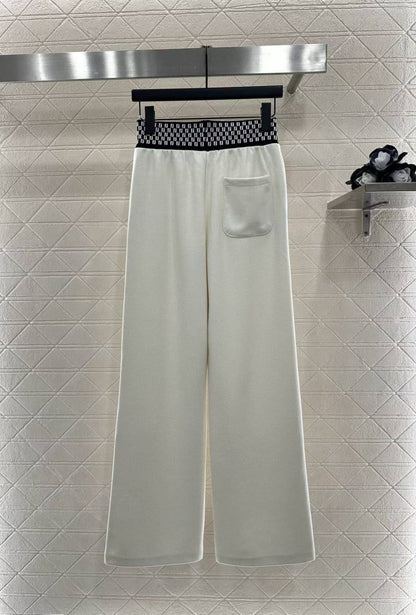*New collections*                                                
FENDI
*Super Master quality*
*Sizes: S M L* 
320 dhs🇦🇪🇦🇪

Zain308
♥️♥️♥️