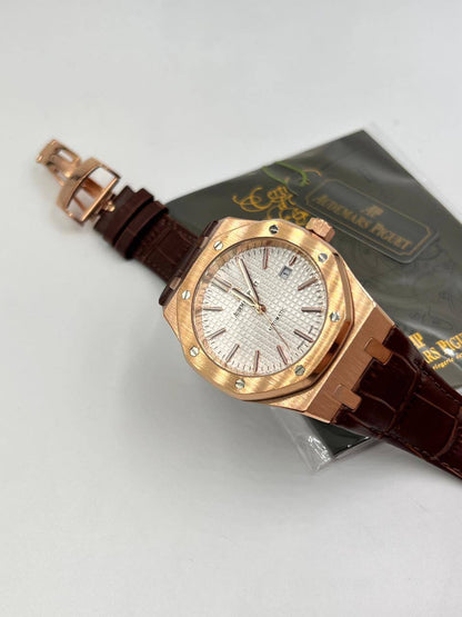 AUD
260 dhs✅  
size ：42mm 
Automatic

Zain85
♥️♥️♥️