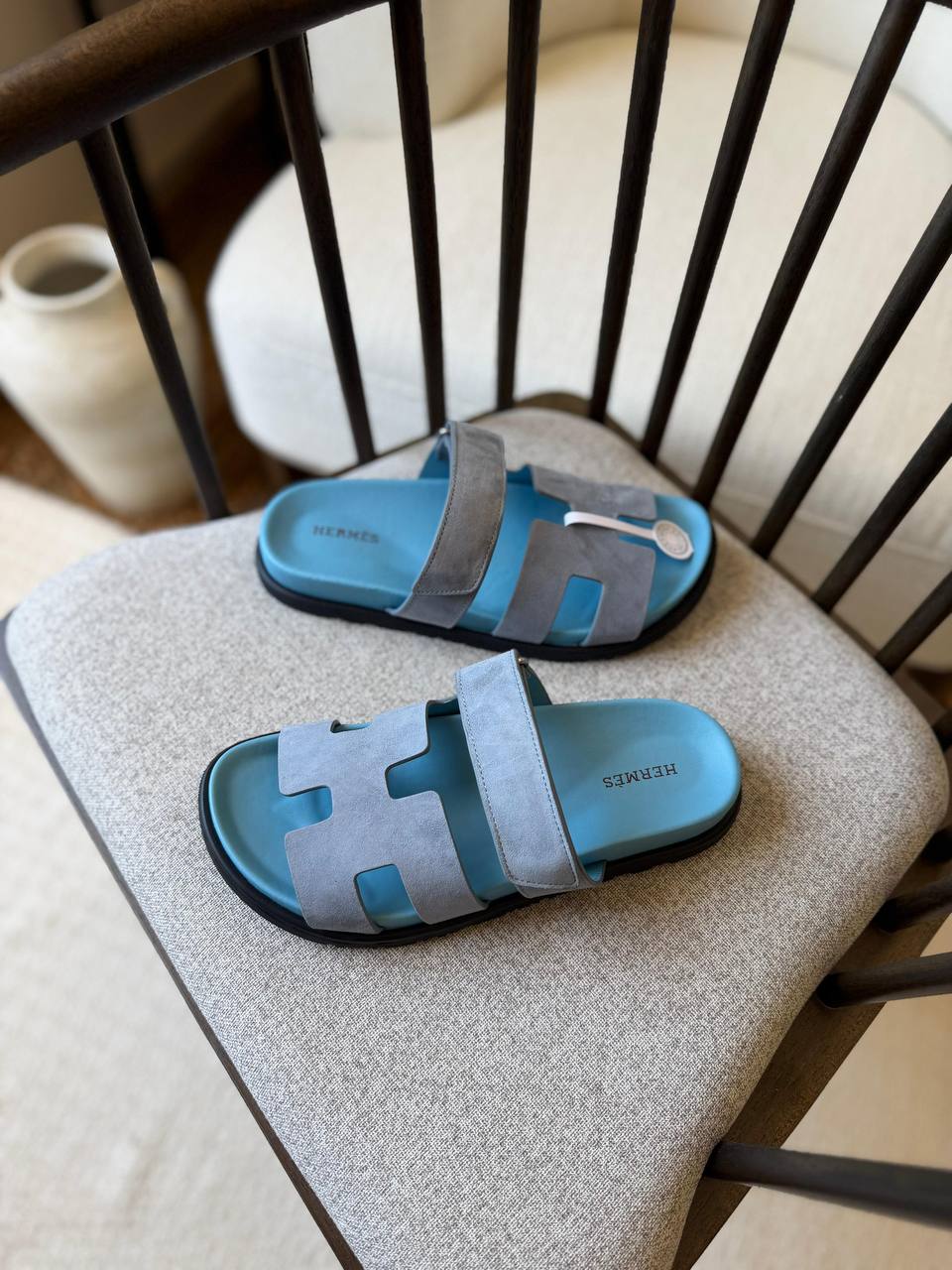 Hermes
𝑨𝑨𝑨 𝑸𝑼𝑨𝑳𝑰𝑻𝒀
𝑺𝒊𝒛𝒆 36 𝒕𝒐 41 
450 dhs✅

Zain81
♥️♥️♥️