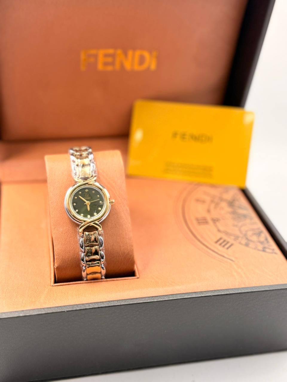 Fendi Ladies
*Offer price 
40 dhs🪙💕
Limit Stock

Zain08
♥️♥️♥️